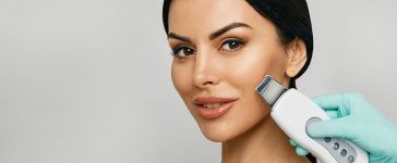 Чистка обличчя в поєднанні з пілінгом: глибоке та ефективне очищення шкіри